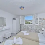 Willa Karavos Waterfront Skopelos