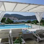 Willa Karavos Waterfront