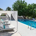 Karavos Waterfront