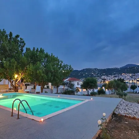 Karavos Waterfront Villa