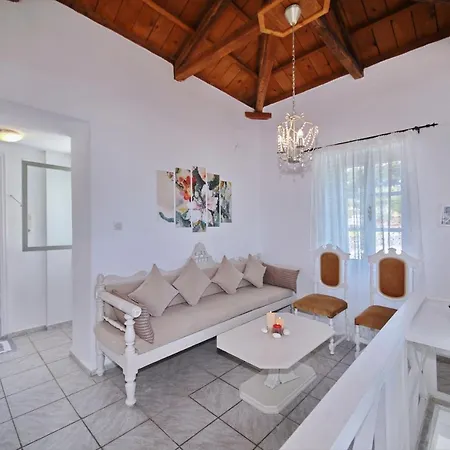 Karavos Waterfront Skopelos