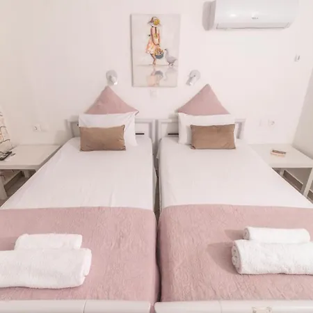 Karavos Waterfront Villa Skopelos Town