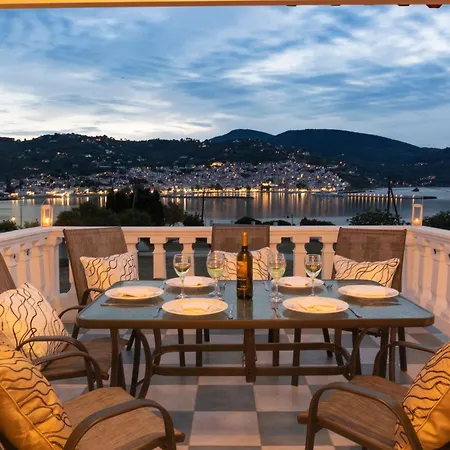 Villa Karavos Waterfront