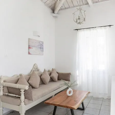 Villa Karavos Waterfront